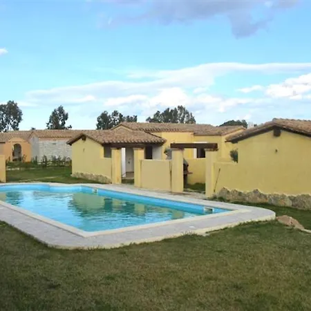 Isa-villas With Shared Pool In Just 500 Meters From The Sea * Costa Rei