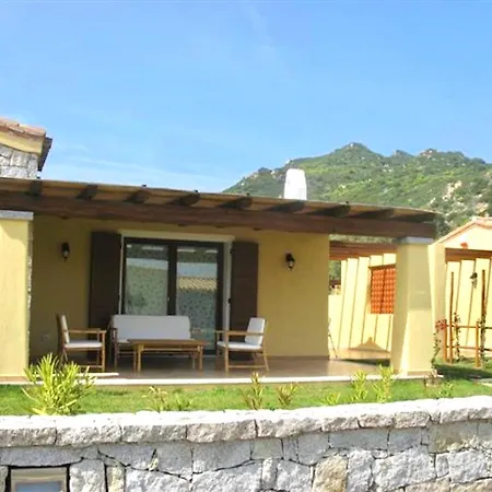 Isa-villas With Shared Pool In Just 500 Meters From The Sea Costa Rei