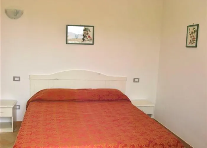 Isa-villas With Shared Pool In Just 500 Meters From The Sea 4*