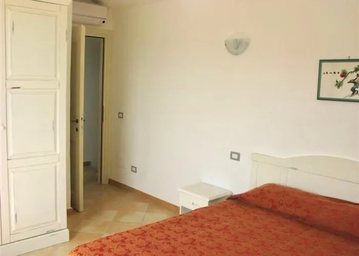 Apartmanhotel Isa-villas With Shared Pool In Just 500 Meters From The Sea 4*