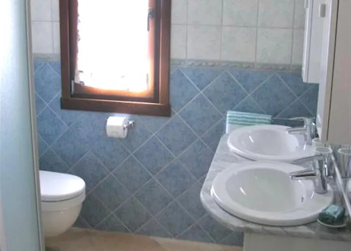 Isa-villas With Shared Pool In Just 500 Meters From The Sea Apartmanhotel Costa Rei